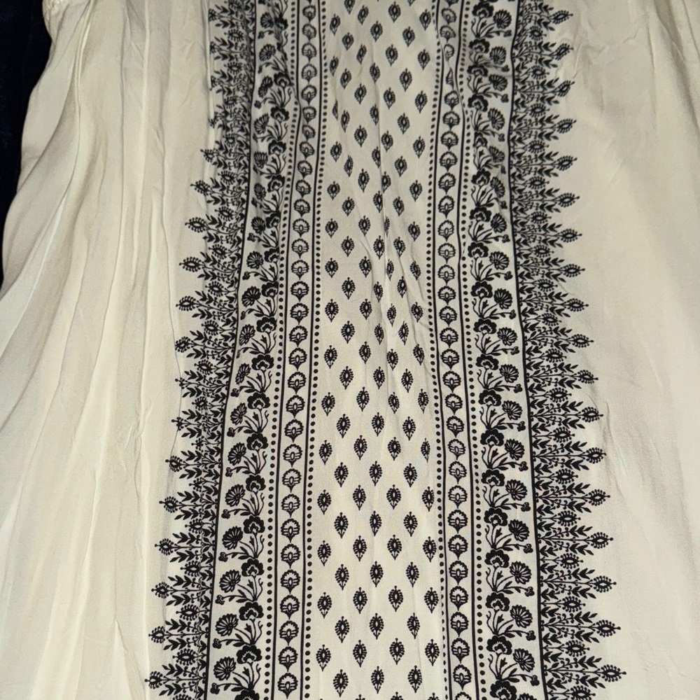 Old Navy Sleeveless White and Black Patterned Dress size Large - Picture 2 of 4